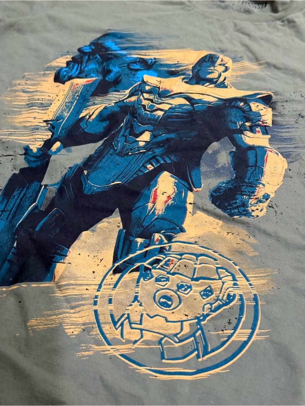 Marvel/Avengers Men's Olive Green Tee with Blue and Gold Thanos Print Size S